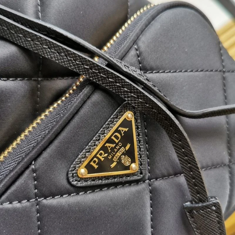 Prada Bucket Bags Supportive 45075