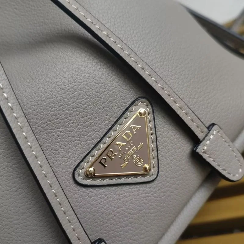 Prada Bucket Bags Thermal 45058