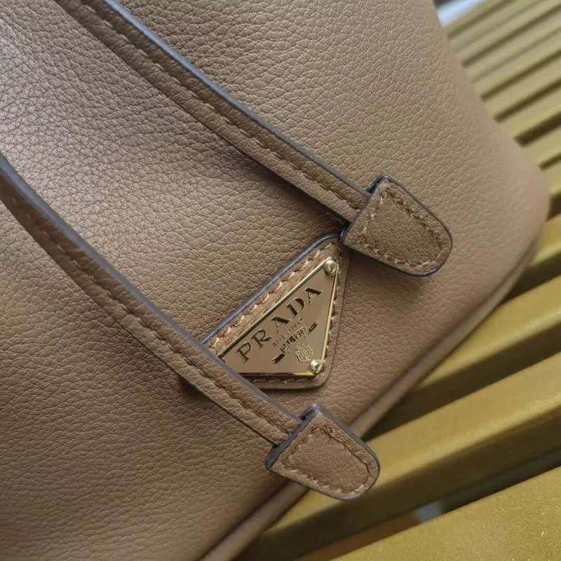 Durable Prada Bucket Bags 45059