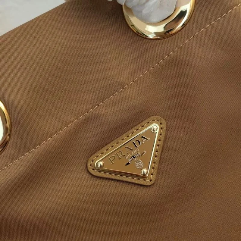 Timeless Prada Bucket Bags 45092