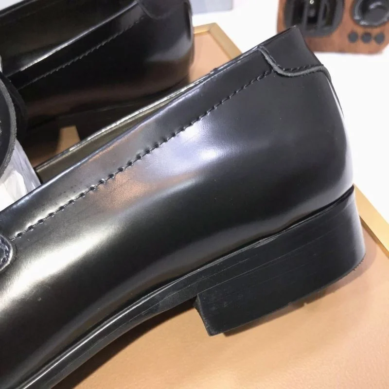 Practical Prada Business Shoes 35723
