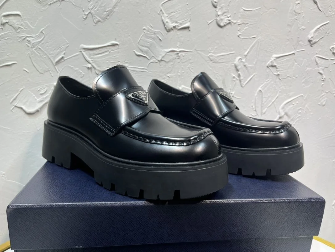 Prada Business Shoes Snug 34273