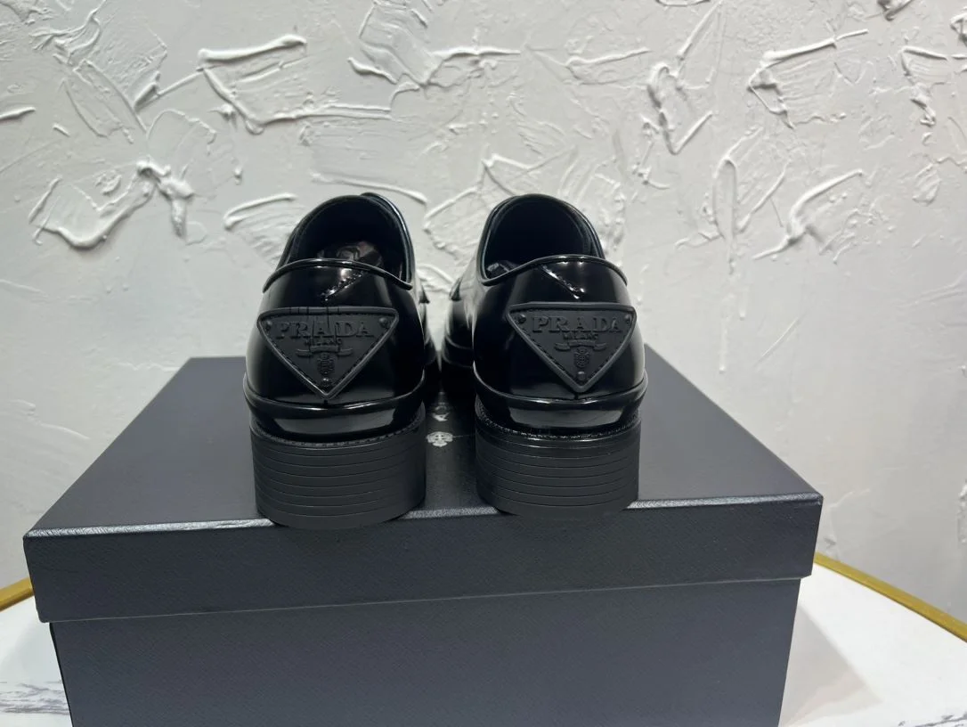 Prada Business Shoes Durable 34271
