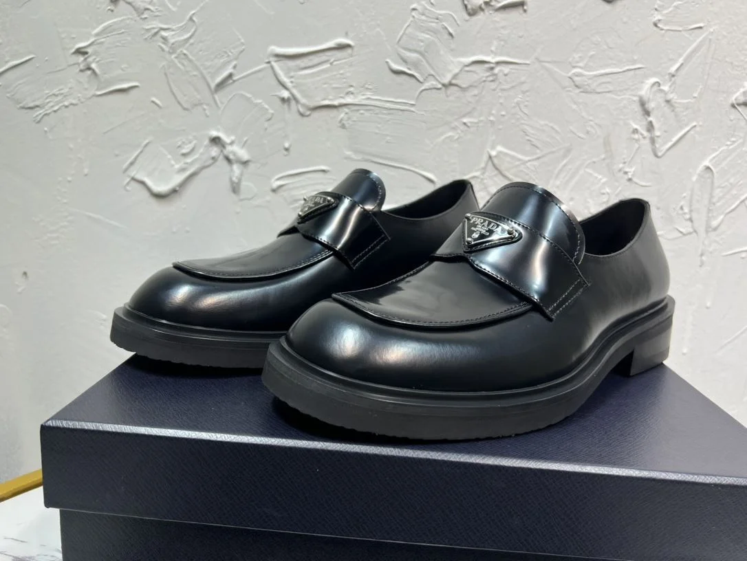 Prada Business Shoes Versatile 34260