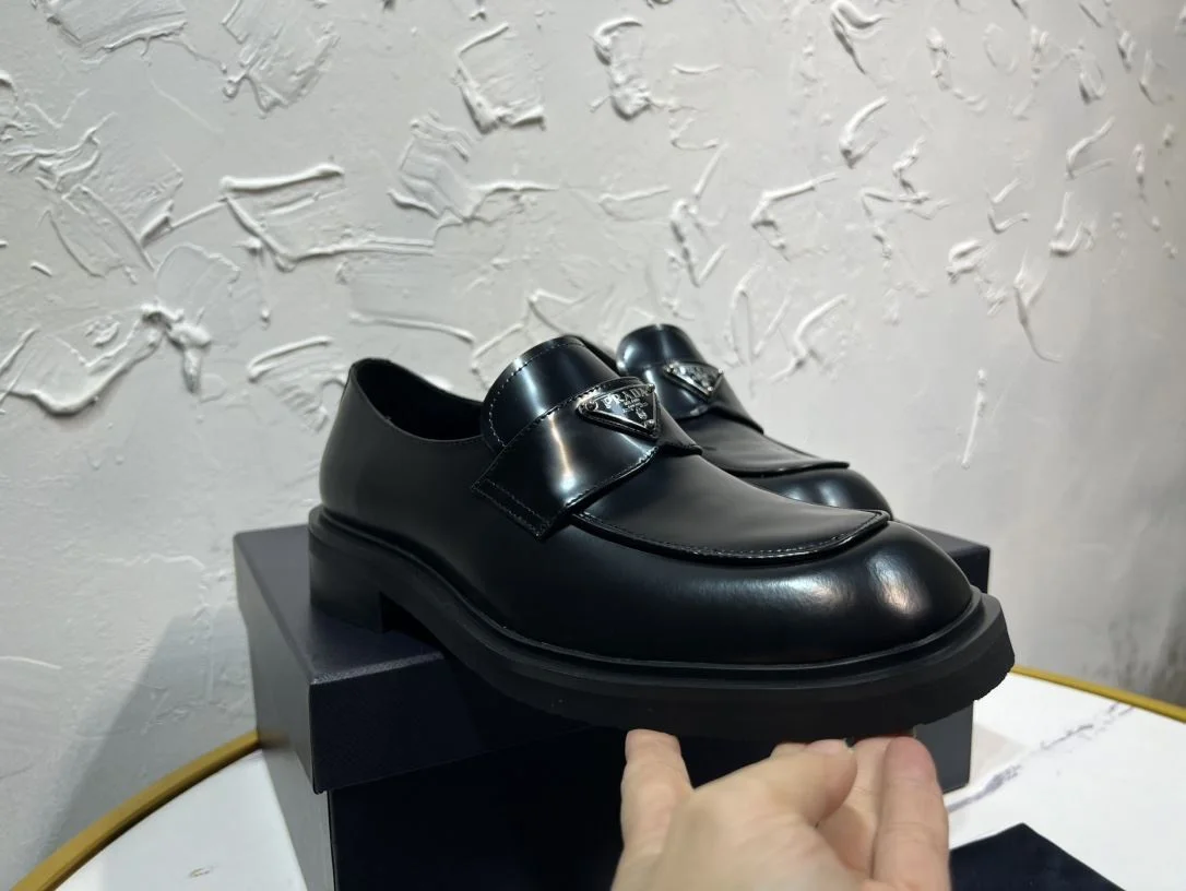 Prada Business Shoes Versatile 34260