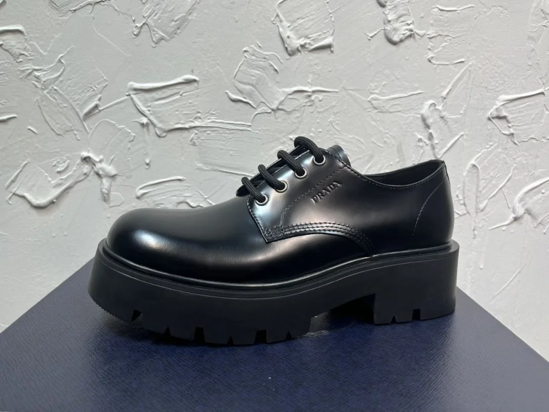 Compact Prada Business Shoes 34267