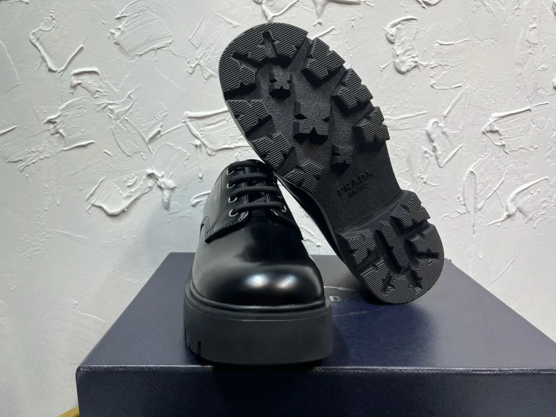 Compact Prada Business Shoes 34267