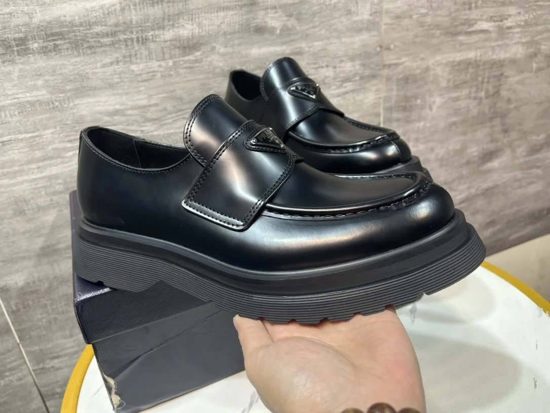 Prada Business Shoes Trendsetting 34265