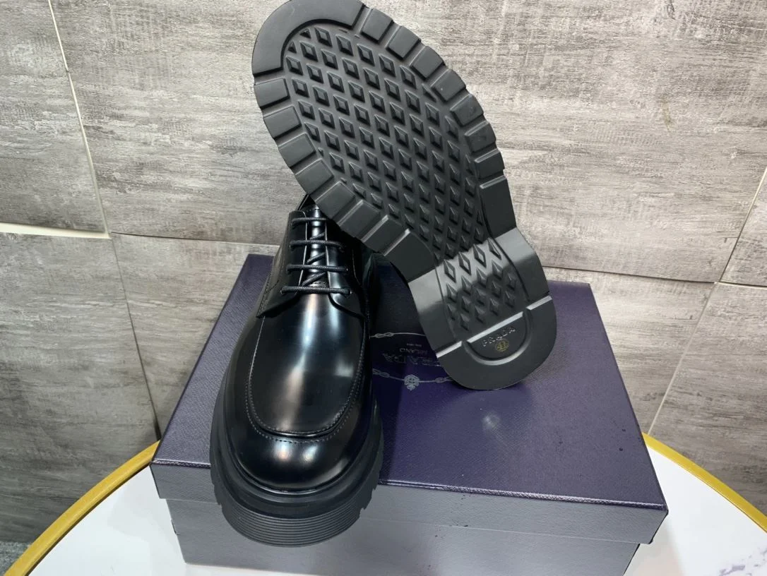Prada Business Shoes Sustainable 34266