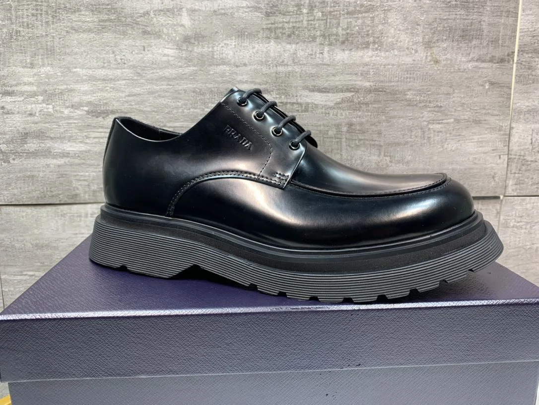 Prada Business Shoes Sustainable 34266