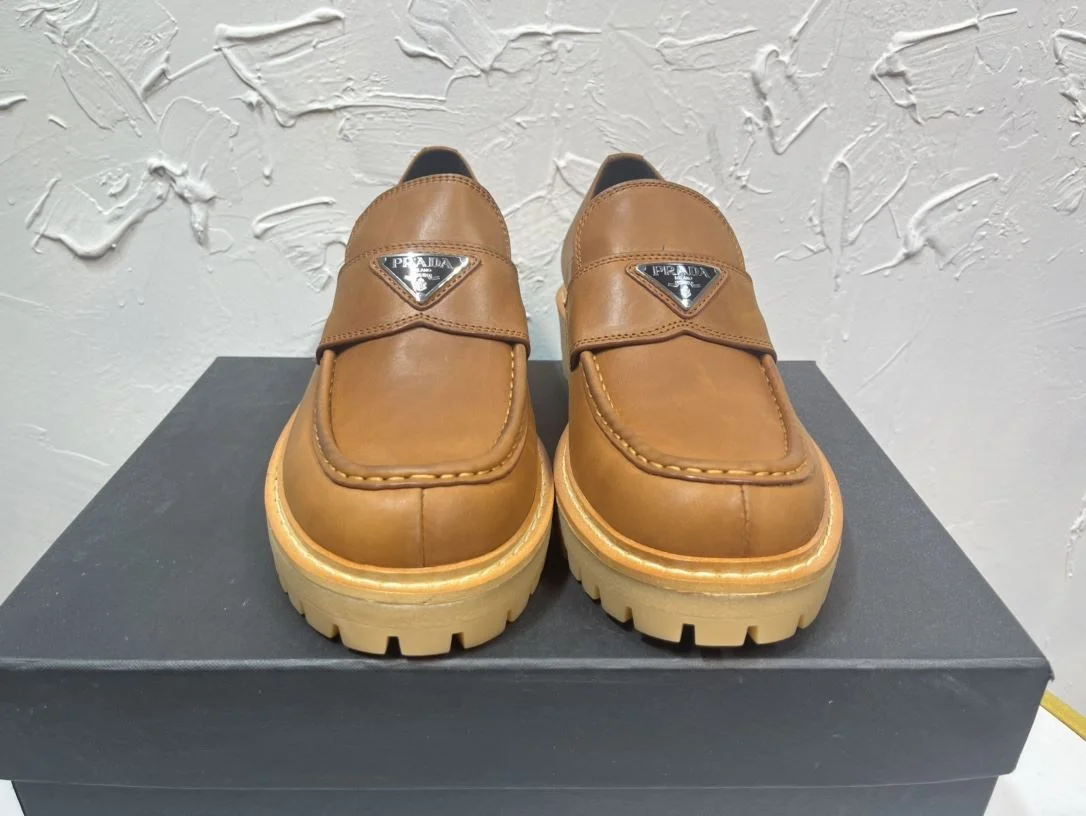 Prada Business Shoes Durable 34254