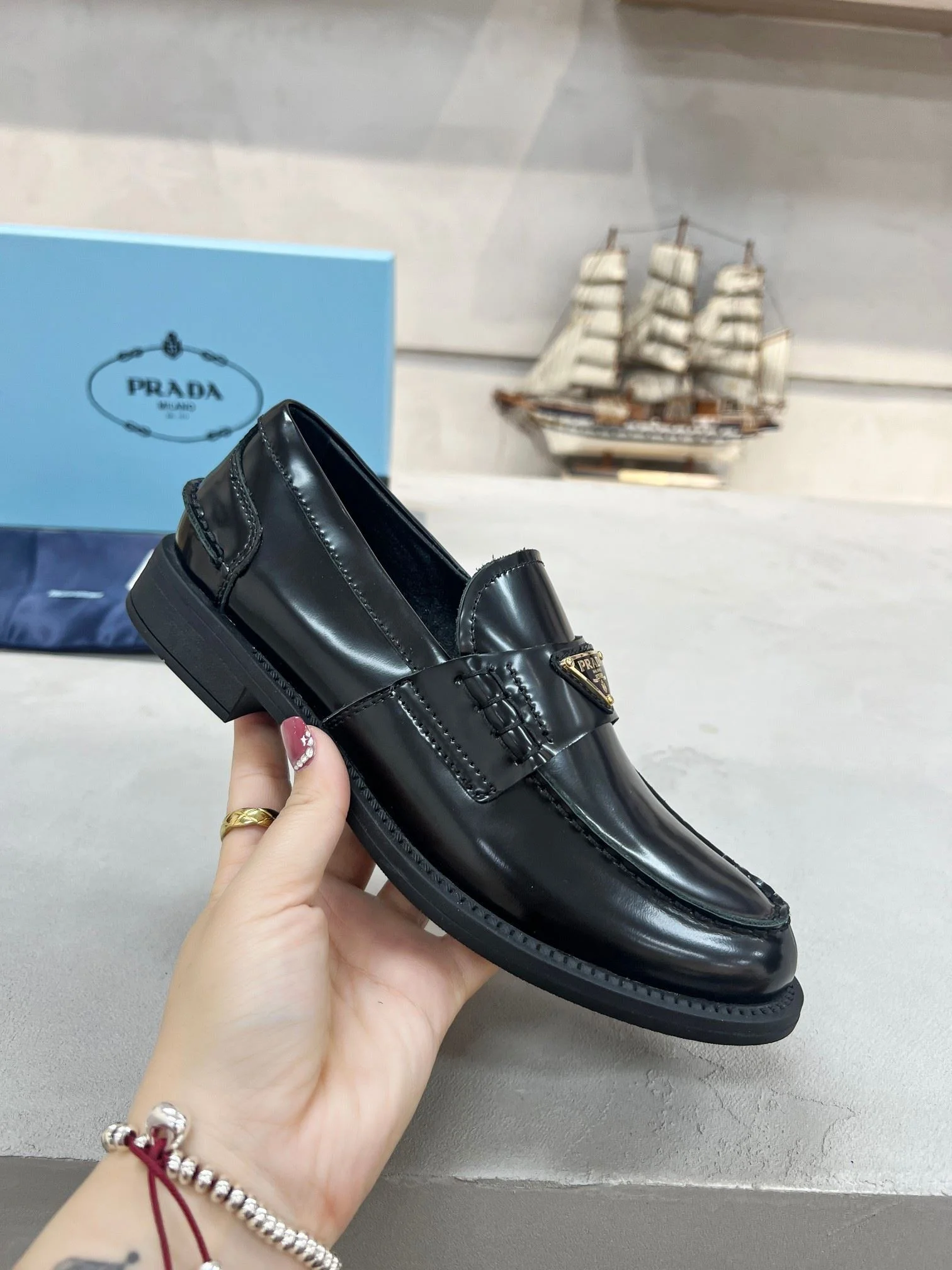 Prada Business Shoes UrbanChic 34263
