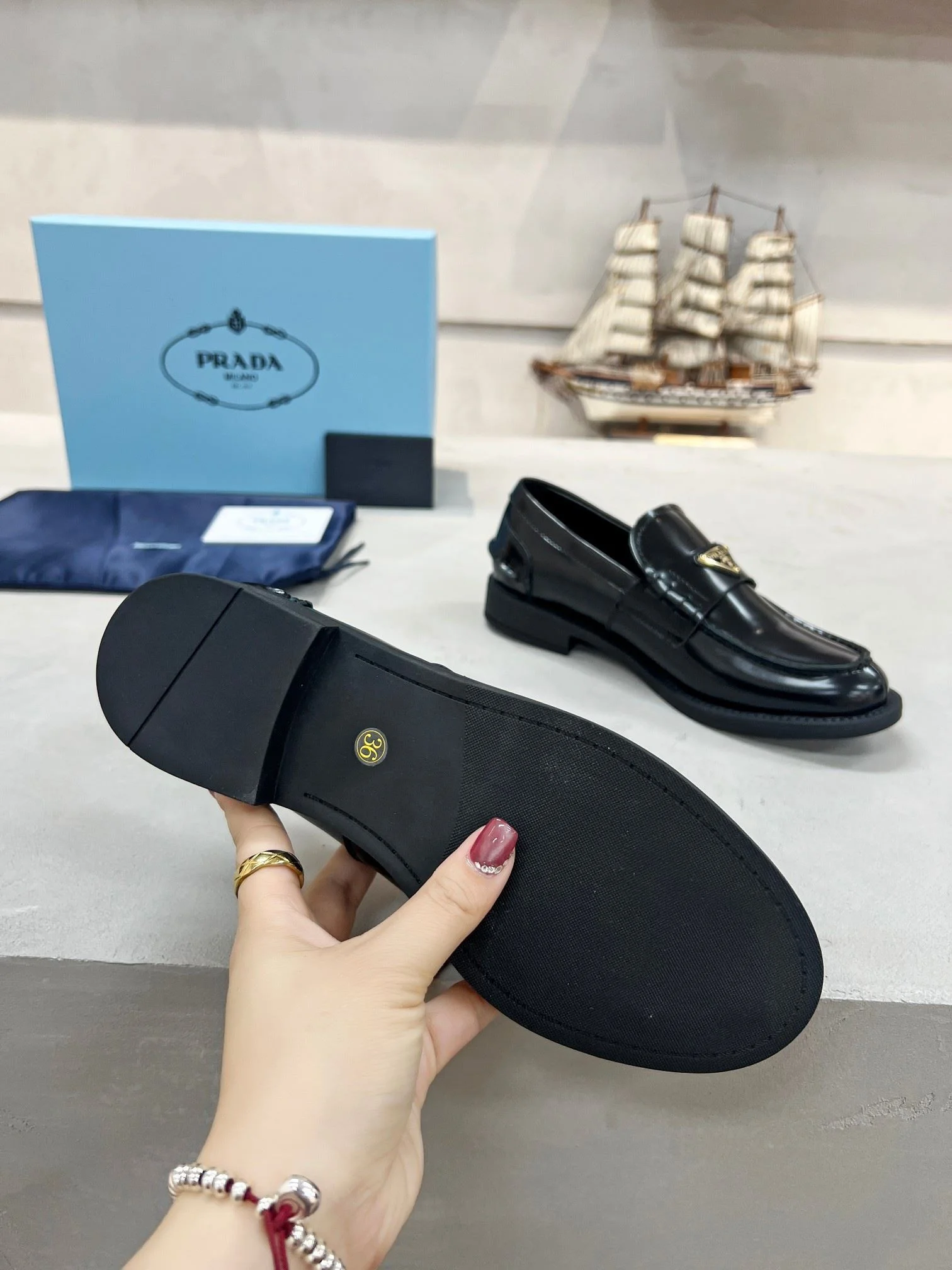 Prada Business Shoes UrbanChic 34263