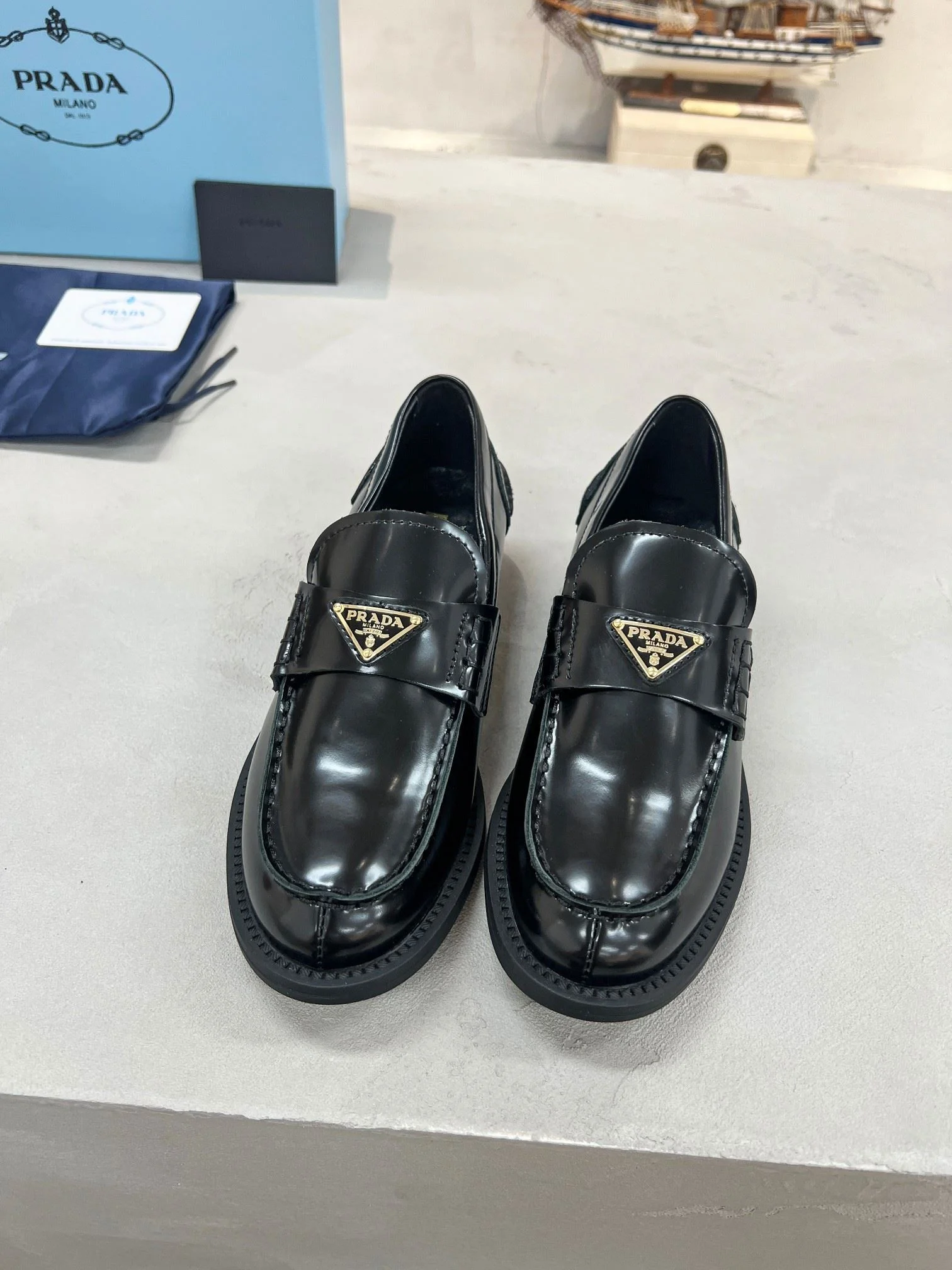 Prada Business Shoes UrbanChic 34263
