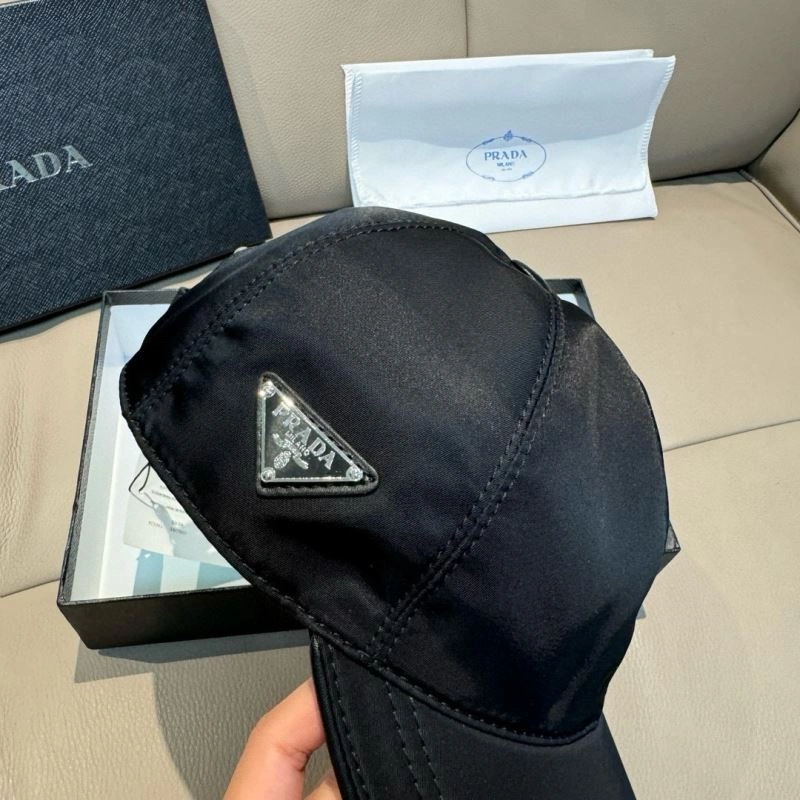Youthful Prada Caps 261111