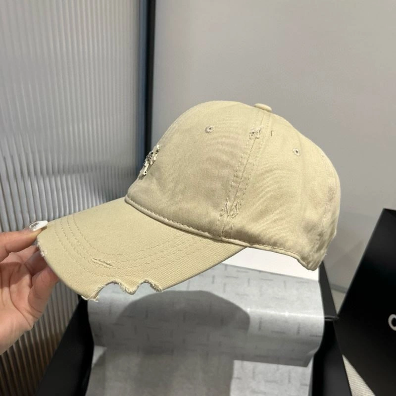 Snug Prada Caps 261101