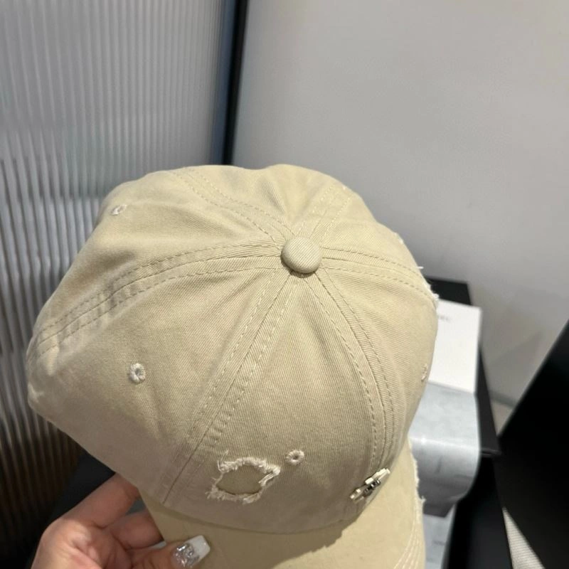 Snug Prada Caps 261101