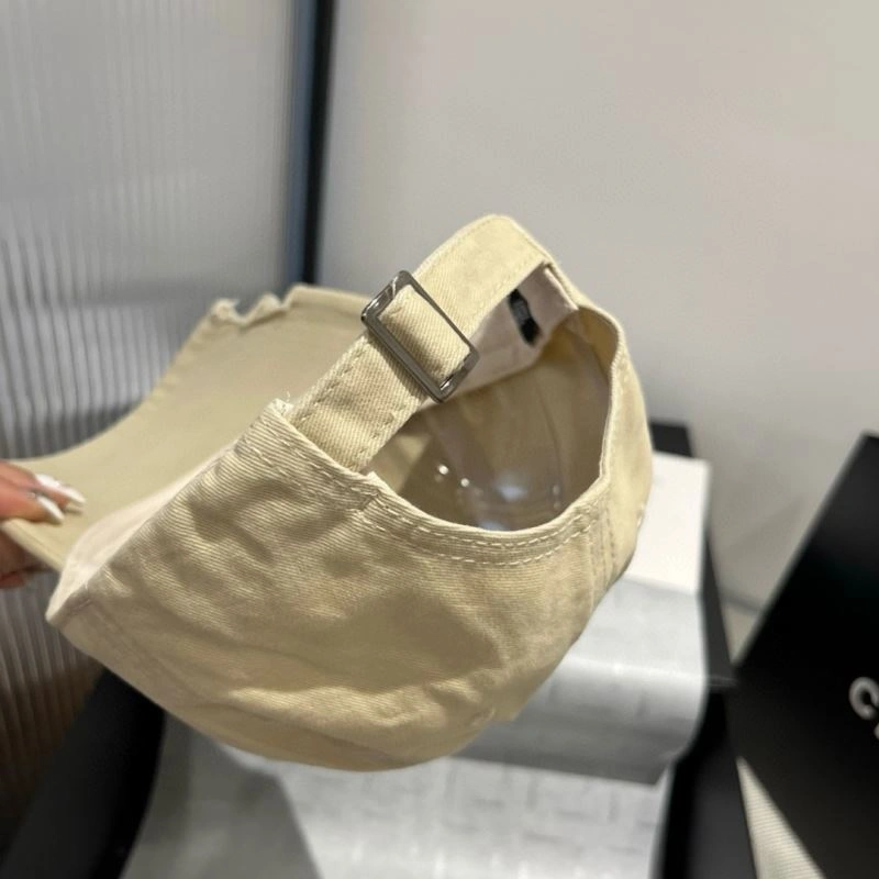 Snug Prada Caps 261101