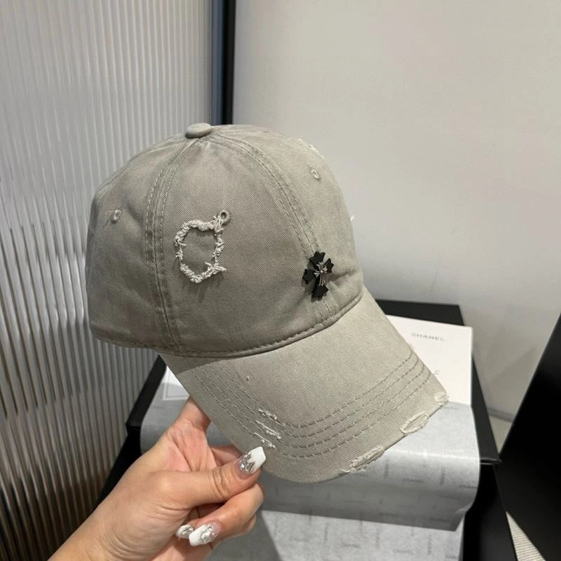 Premium Prada Caps 261109
