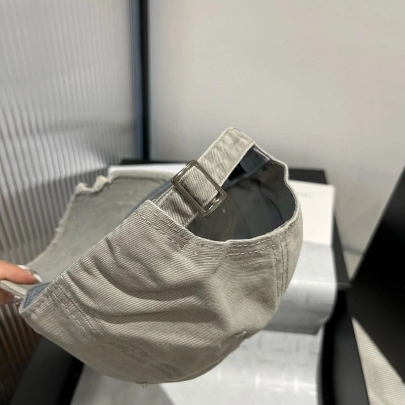 Premium Prada Caps 261109