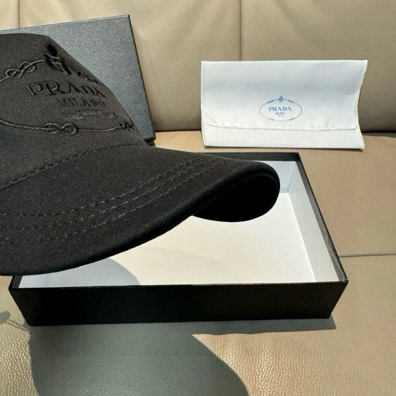 HighQuality Prada Caps 261092