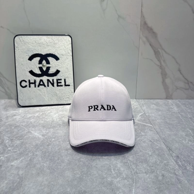 Prada Caps Versatile 257239