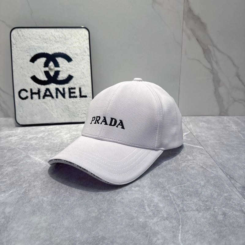 Prada Caps Versatile 257239