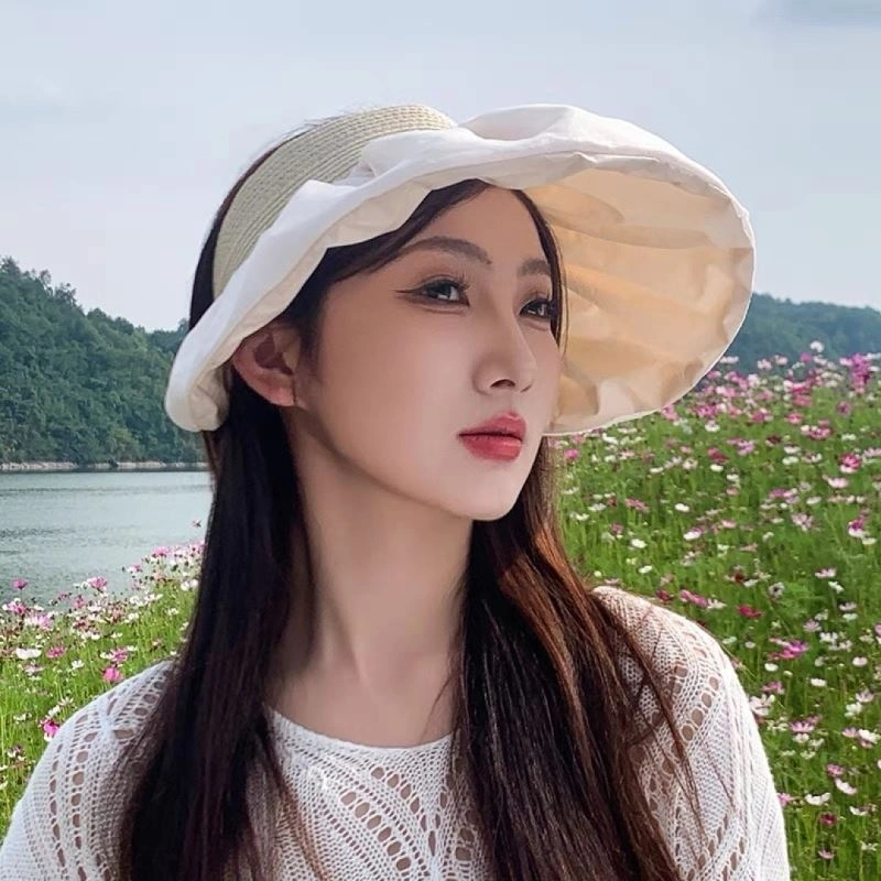 Prada Caps Trendsetting 257228