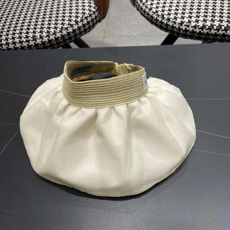 Prada Caps Trendsetting 257228