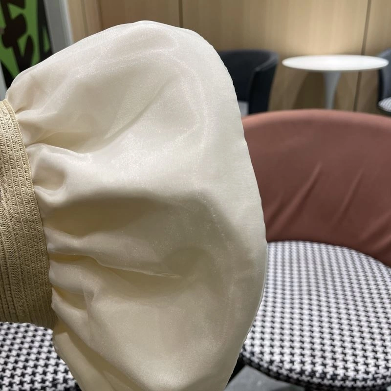 Prada Caps Trendsetting 257228