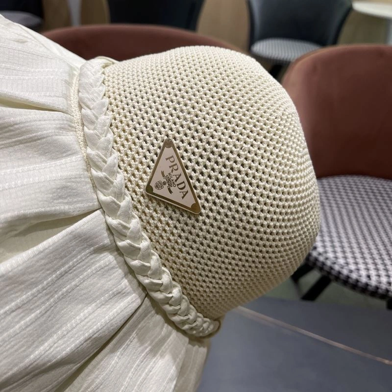 Comfortable Prada Caps 257231