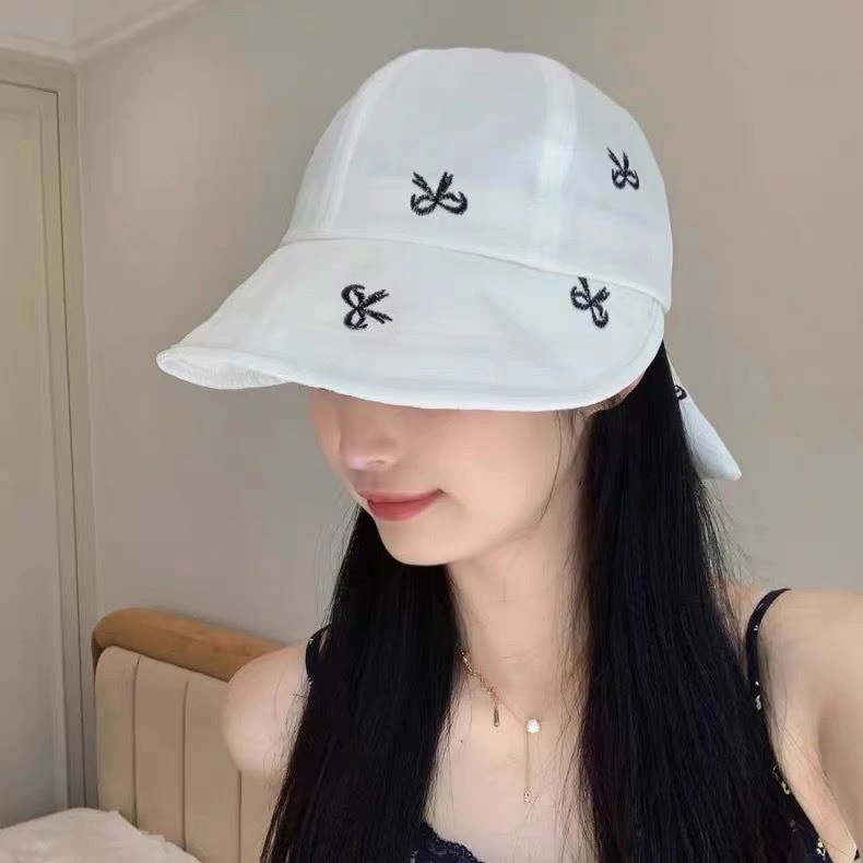 Fashionable Prada Caps 257236