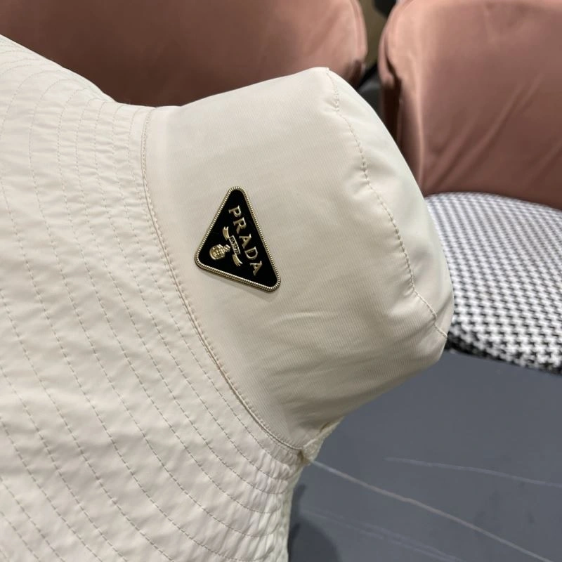 Sleek Prada Caps 257232