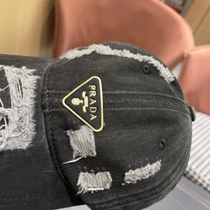 Versatile Prada Caps 257214