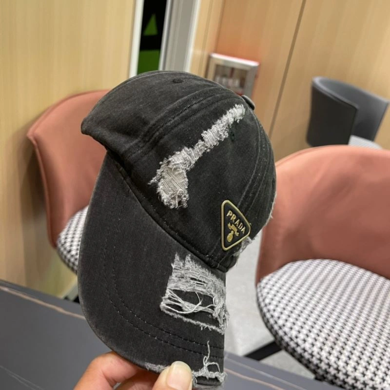Versatile Prada Caps 257214