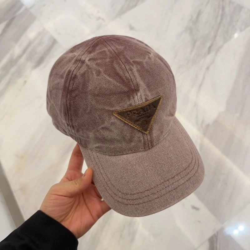 Elegant Prada Caps 257198