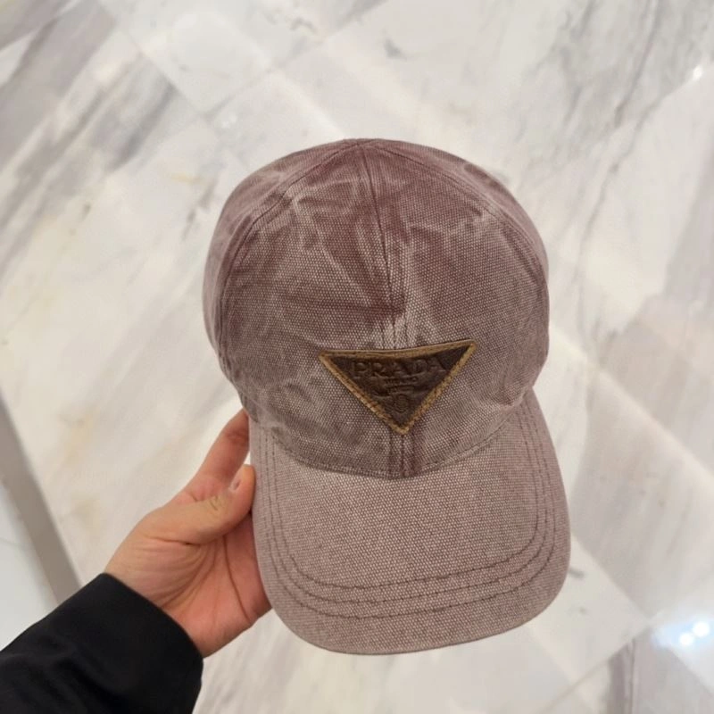 Elegant Prada Caps 257198