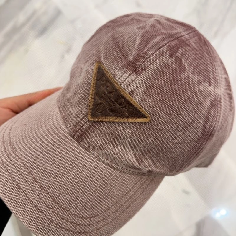 Elegant Prada Caps 257198
