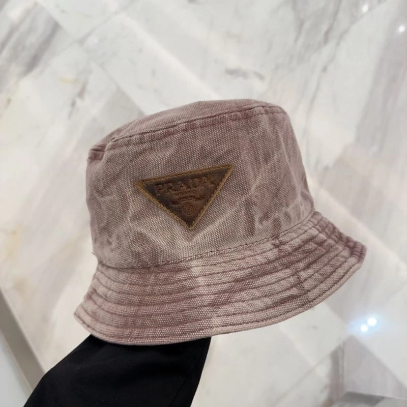 Prada Caps WellDesigned 257195