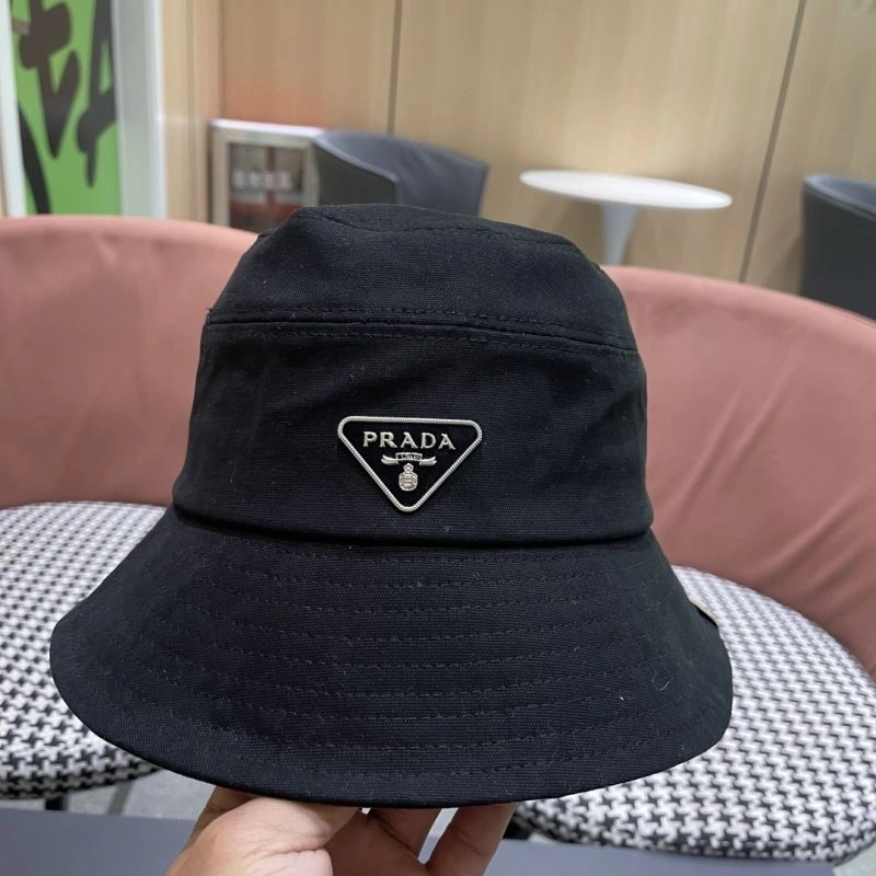 Effortless Prada Caps 257194