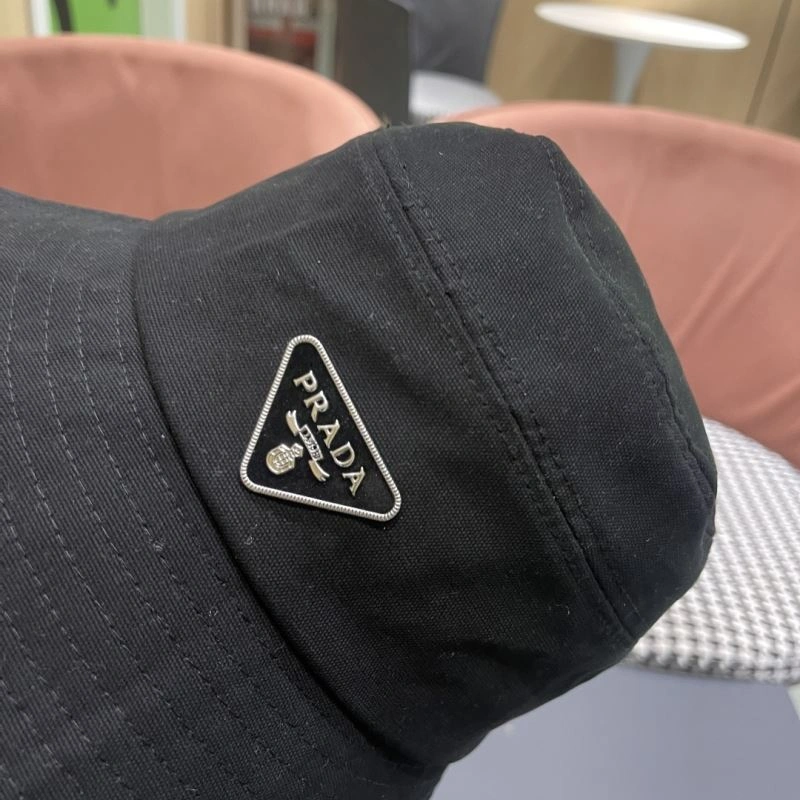 Effortless Prada Caps 257194