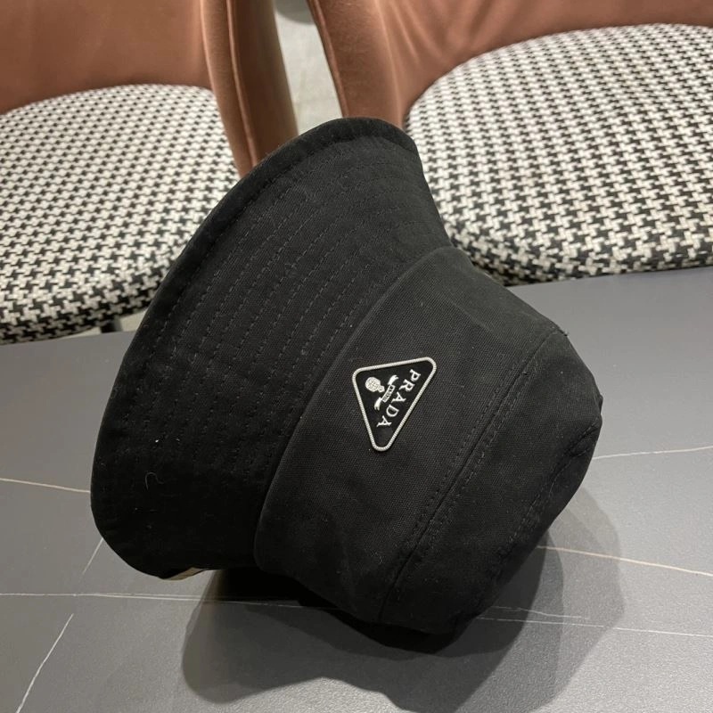 Effortless Prada Caps 257194