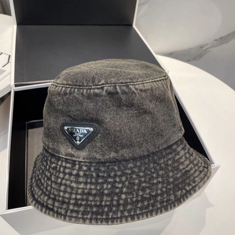 Fashionable Prada Caps 257169