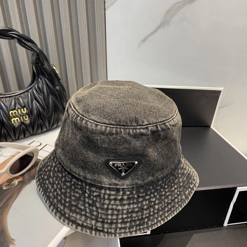 Fashionable Prada Caps 257169