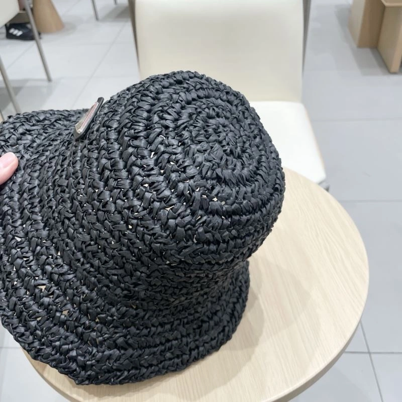 Prada Caps WellDesigned 257167