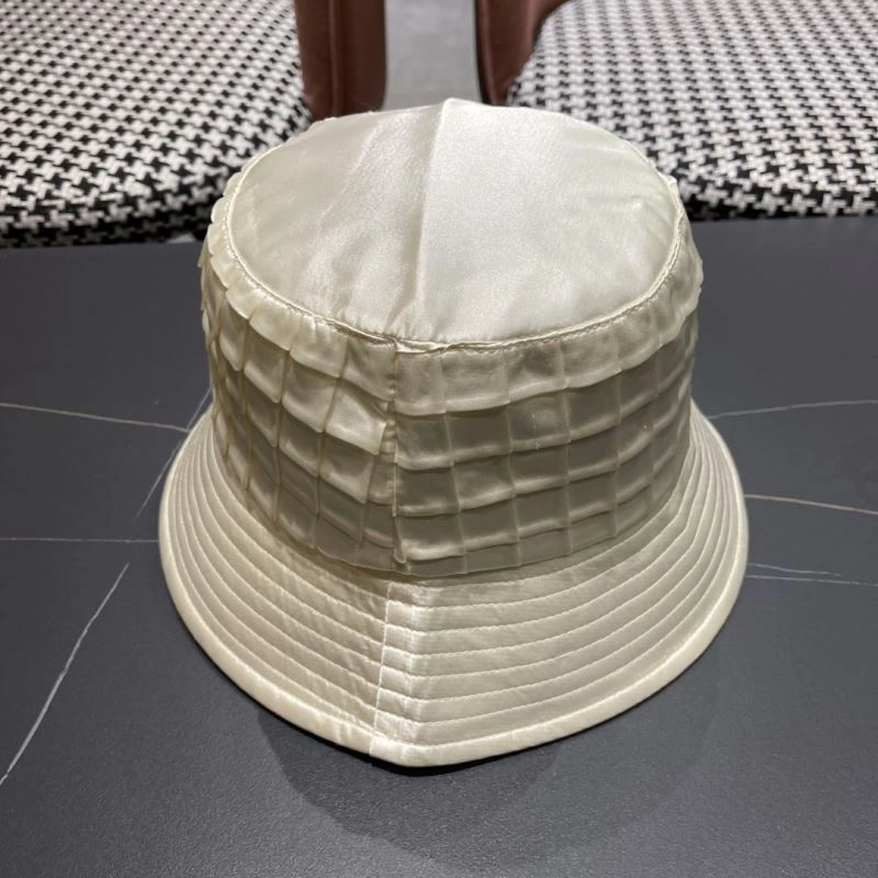 Contemporary Prada Caps 257181