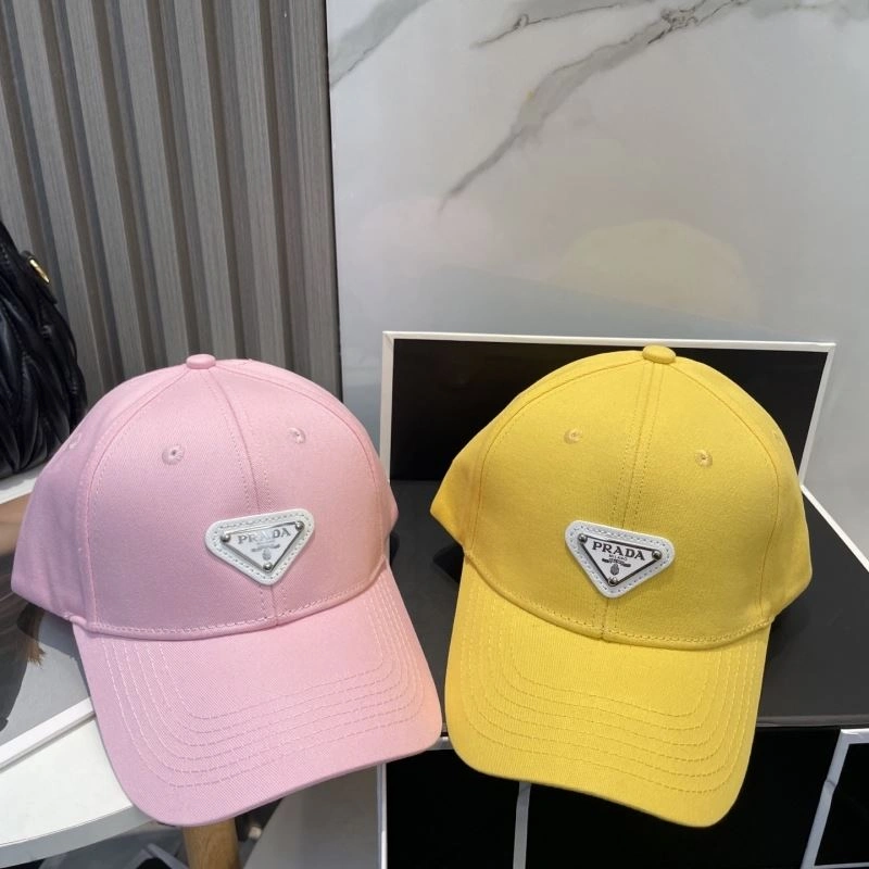 Prada Caps Chic 257155