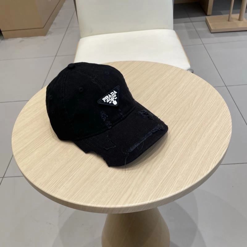 Cozy Prada Caps 257143