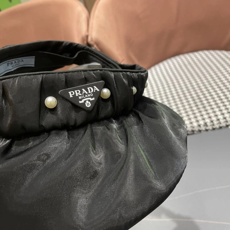 Prada Caps DailyWear 257124
