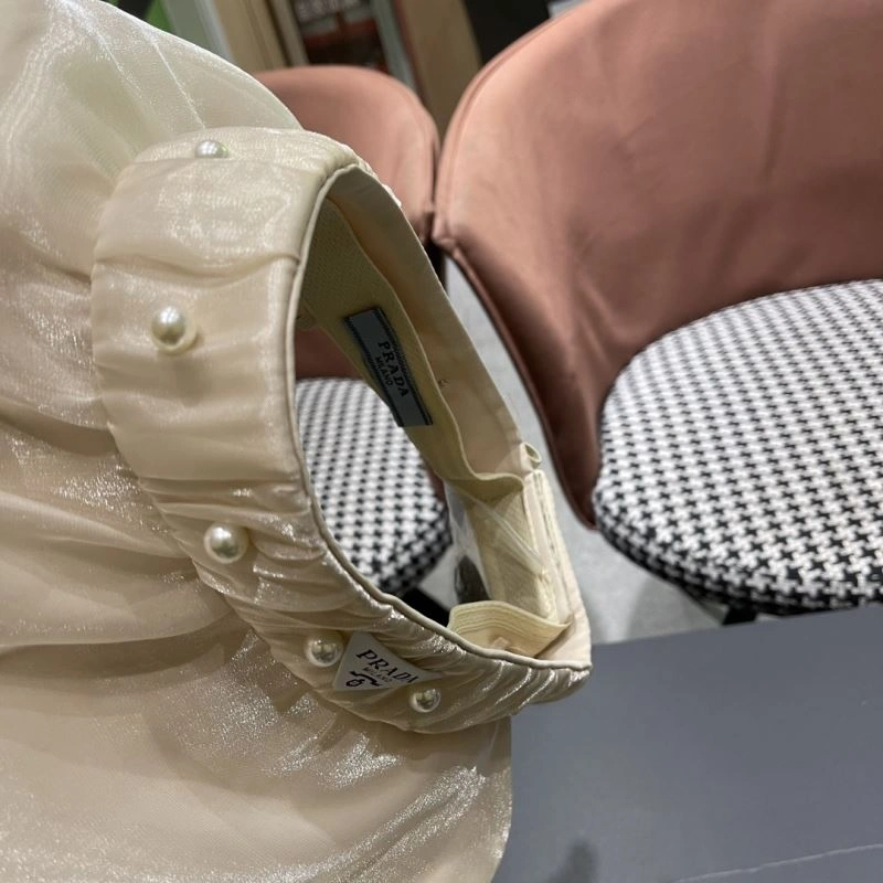 Prada Caps AllSeason 257147